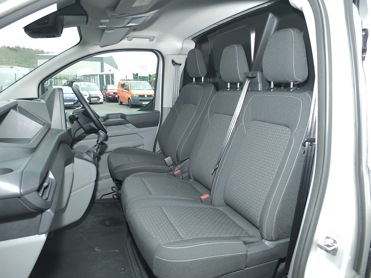 Used Ford Transit Custom 2024 for sale - 76766528: Photo 6