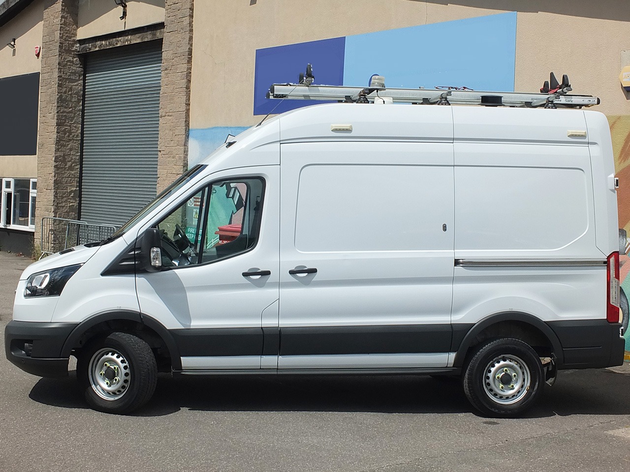 Used Ford Transit 2019 for sale - 76025771: Photo 2