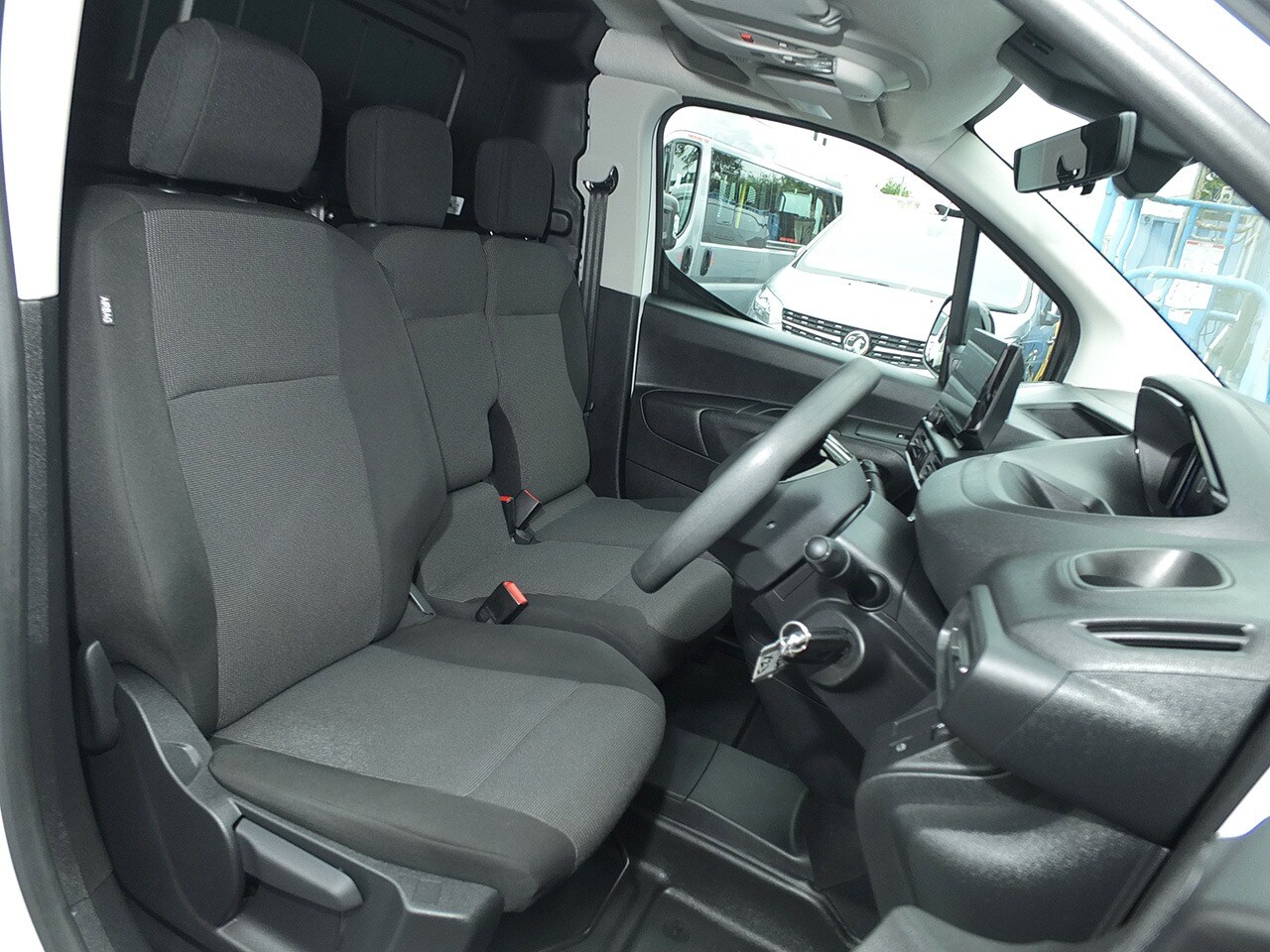 Used Peugeot Partner 2024 for sale - 75749339: Photo 11