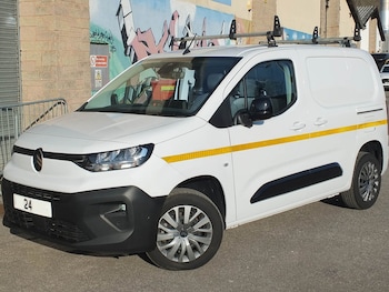 Used Citroen Berlingo 2024 for sale - 77918216: Photo
