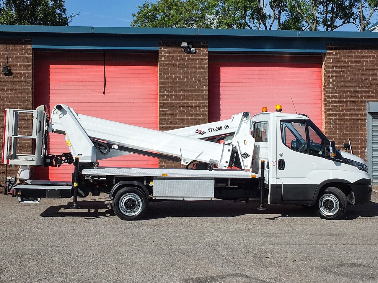 Used Iveco Daily 2018 for sale - 76340149: Photo 24
