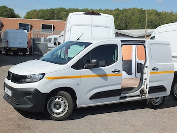 Used Vauxhall Combo 2024 for sale - 75760050: Photo