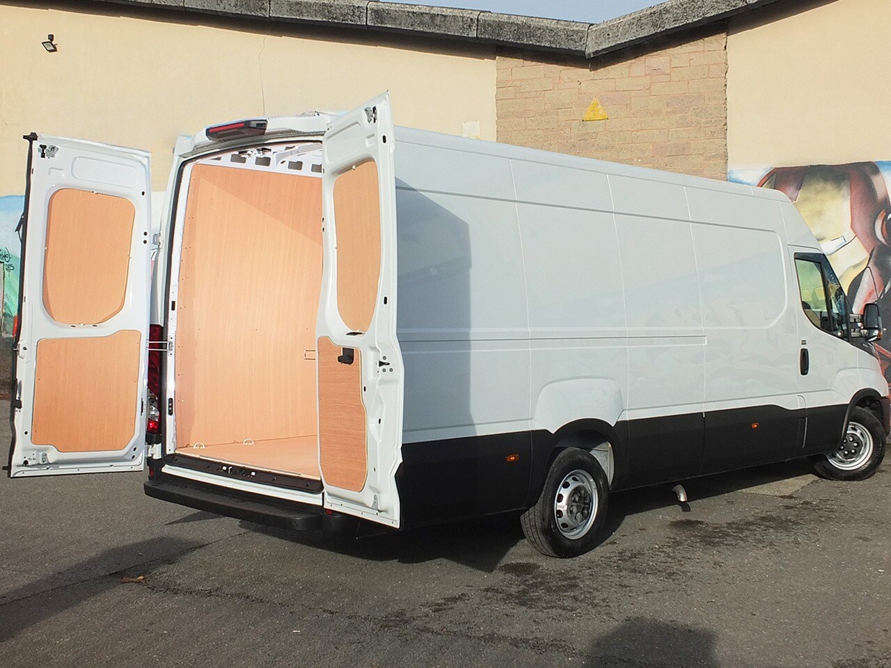 Used Iveco Daily 2024 for sale - 75749167: Photo 16