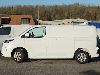 Used Ford Transit Custom 2023 for sale - 76763372: Photo