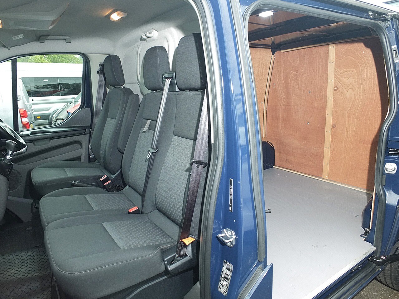 Used Ford Transit Custom 2020 for sale - 75330021: Photo 5