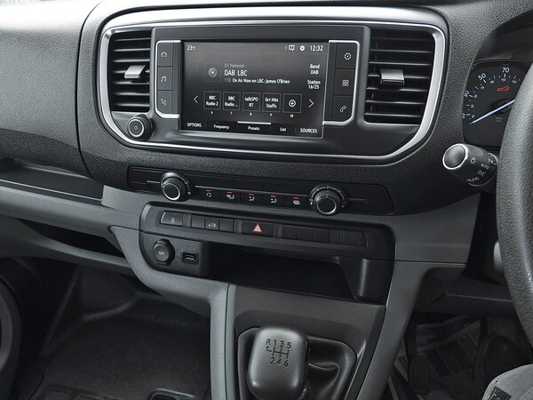 Used Vauxhall Vivaro 2021 for sale - 71043150: Photo 10