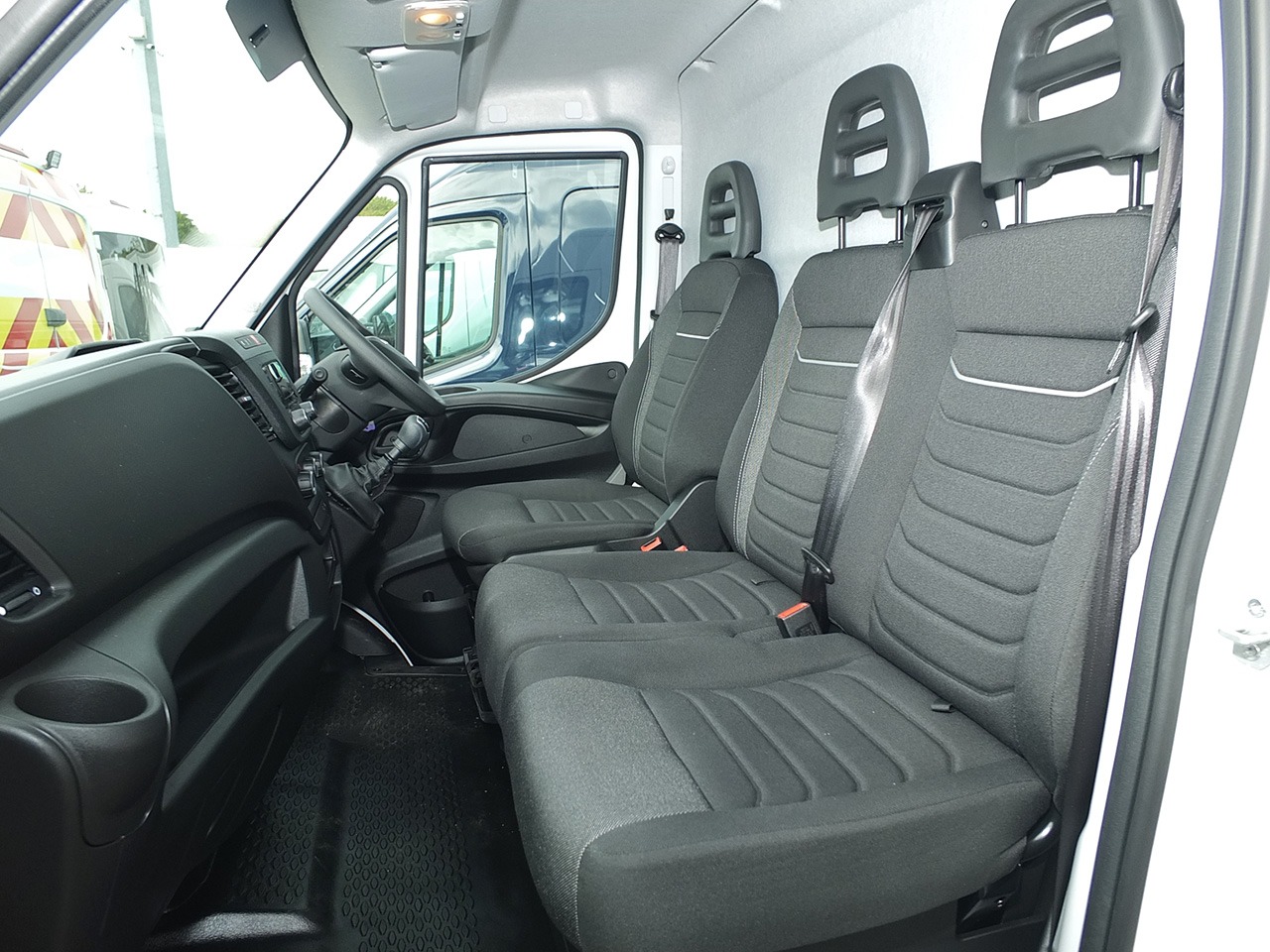 Used Iveco Daily 2024 for sale - 75994805: Photo 5