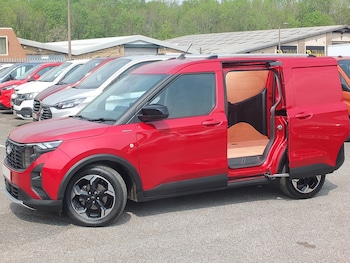 Used Ford Transit Courier 2025 for sale - 78643893: Photo
