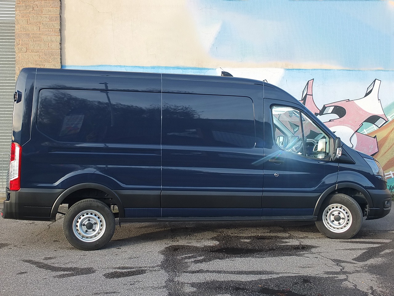 Used Ford Transit 2023 for sale - 76352184: Photo 23