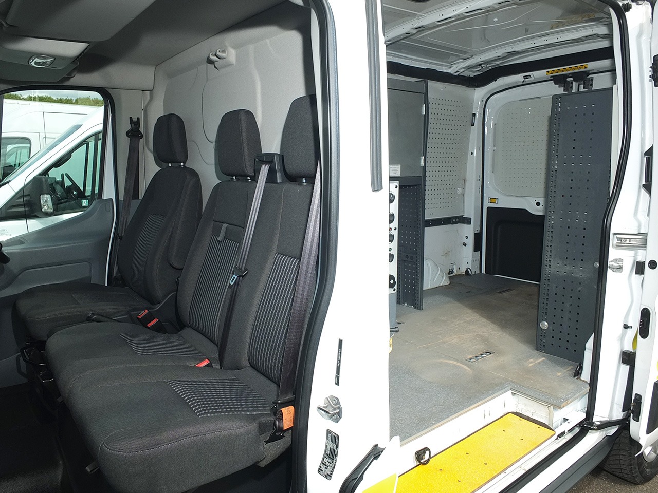 Used Ford Transit 2018 for sale - 76026916: Photo 6