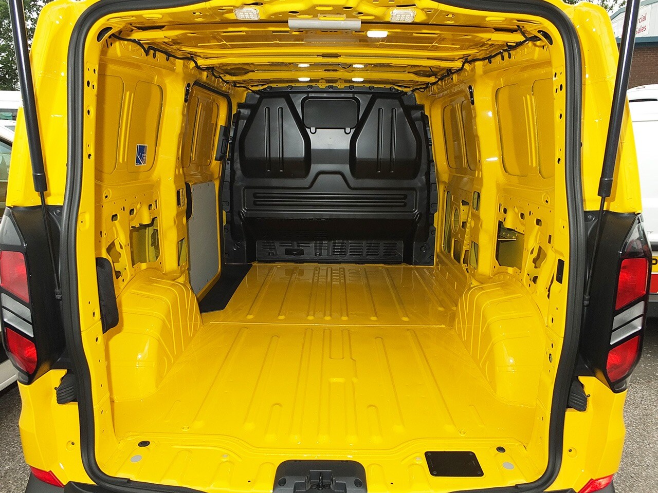 Used Ford Transit Custom 2025 for sale - 75409902: Photo 16