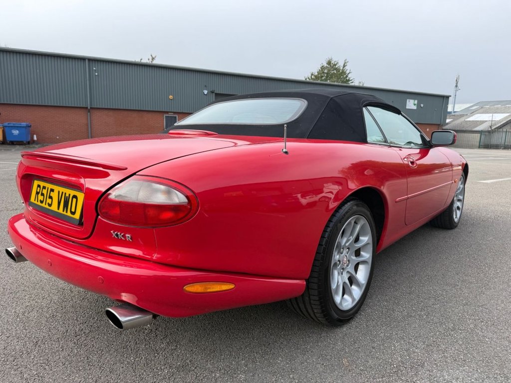 Used Jaguar XKR 1998 for sale - 76509674: Photo 10