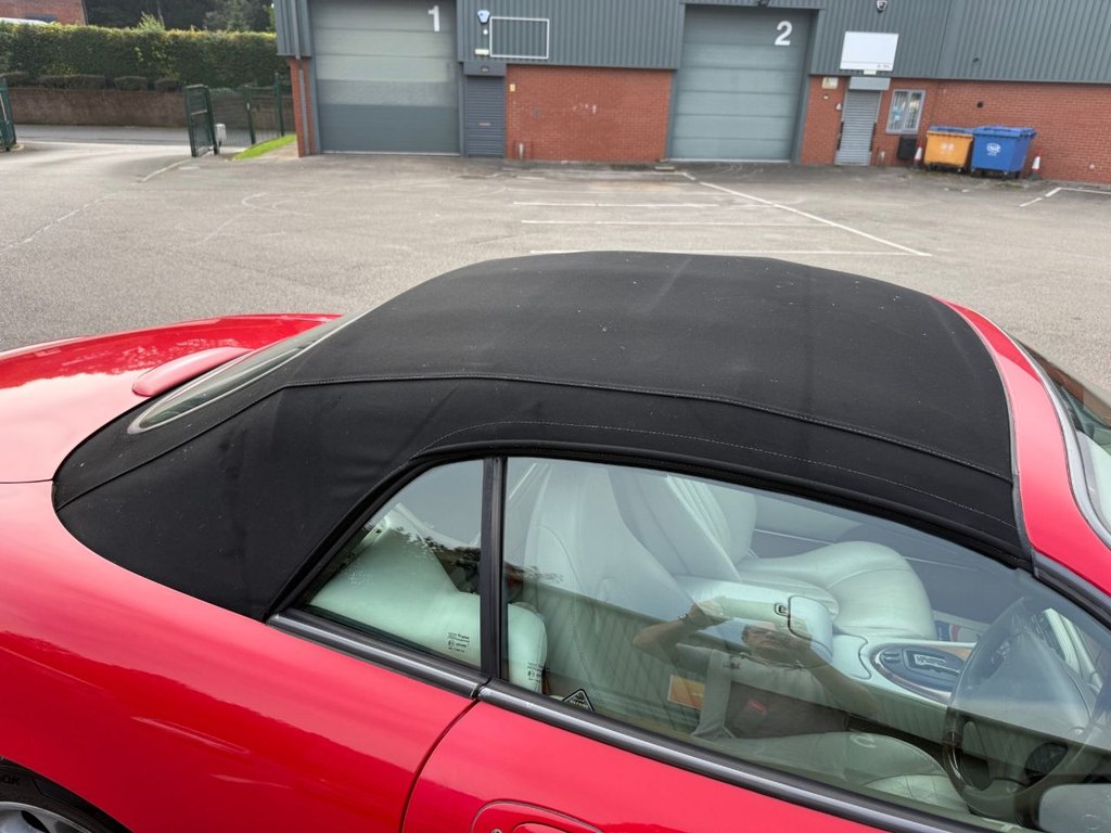 Used Jaguar XKR 1998 for sale - 76509674: Photo 21