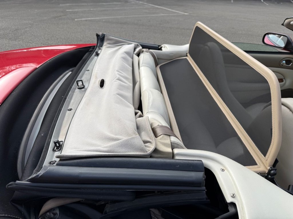 Used Jaguar XKR 1998 for sale - 76509674: Photo 41