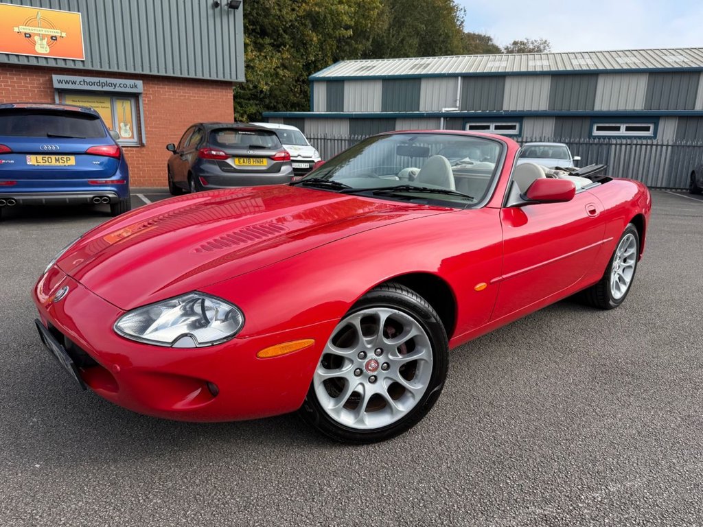 Used Jaguar XKR 1998 for sale - 76509674: Photo 5
