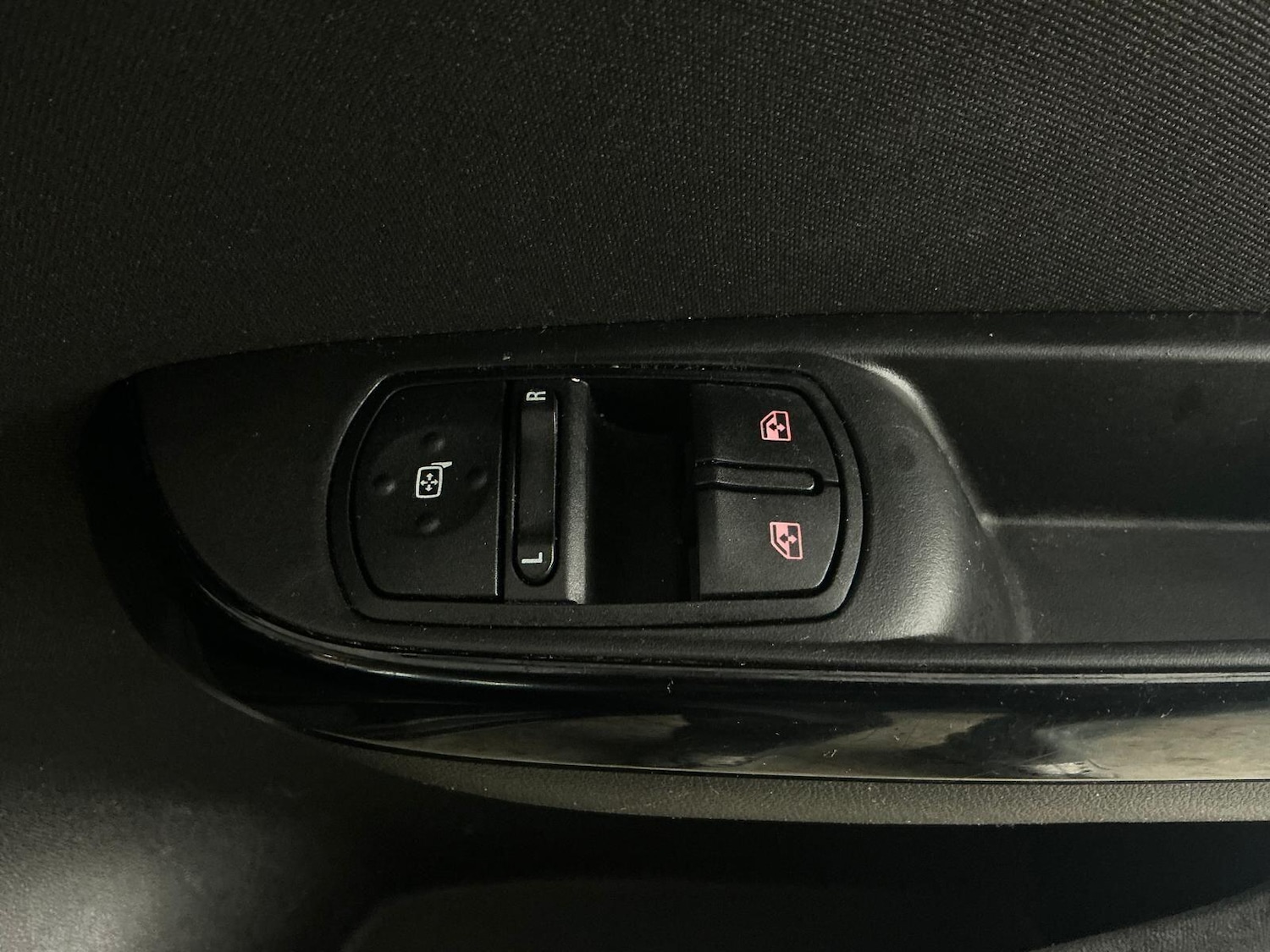 Used Vauxhall Corsa 2018 for sale - 76765758: Photo 17