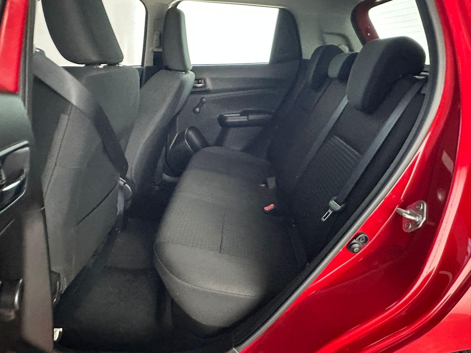 Used Suzuki Swift 2023 for sale - 76214204: Photo 17