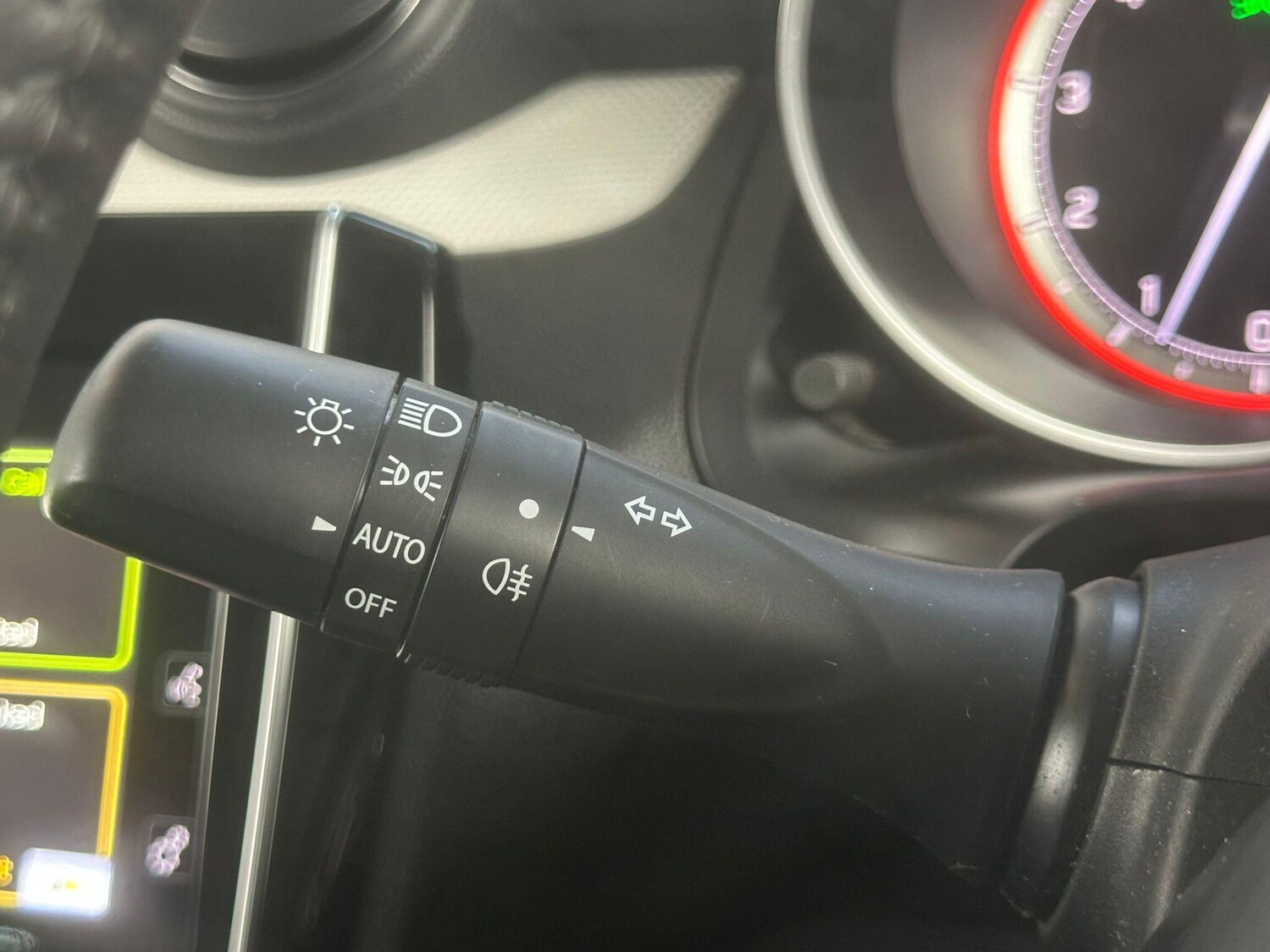 Used Suzuki Swift 2023 for sale - 76214204: Photo 21