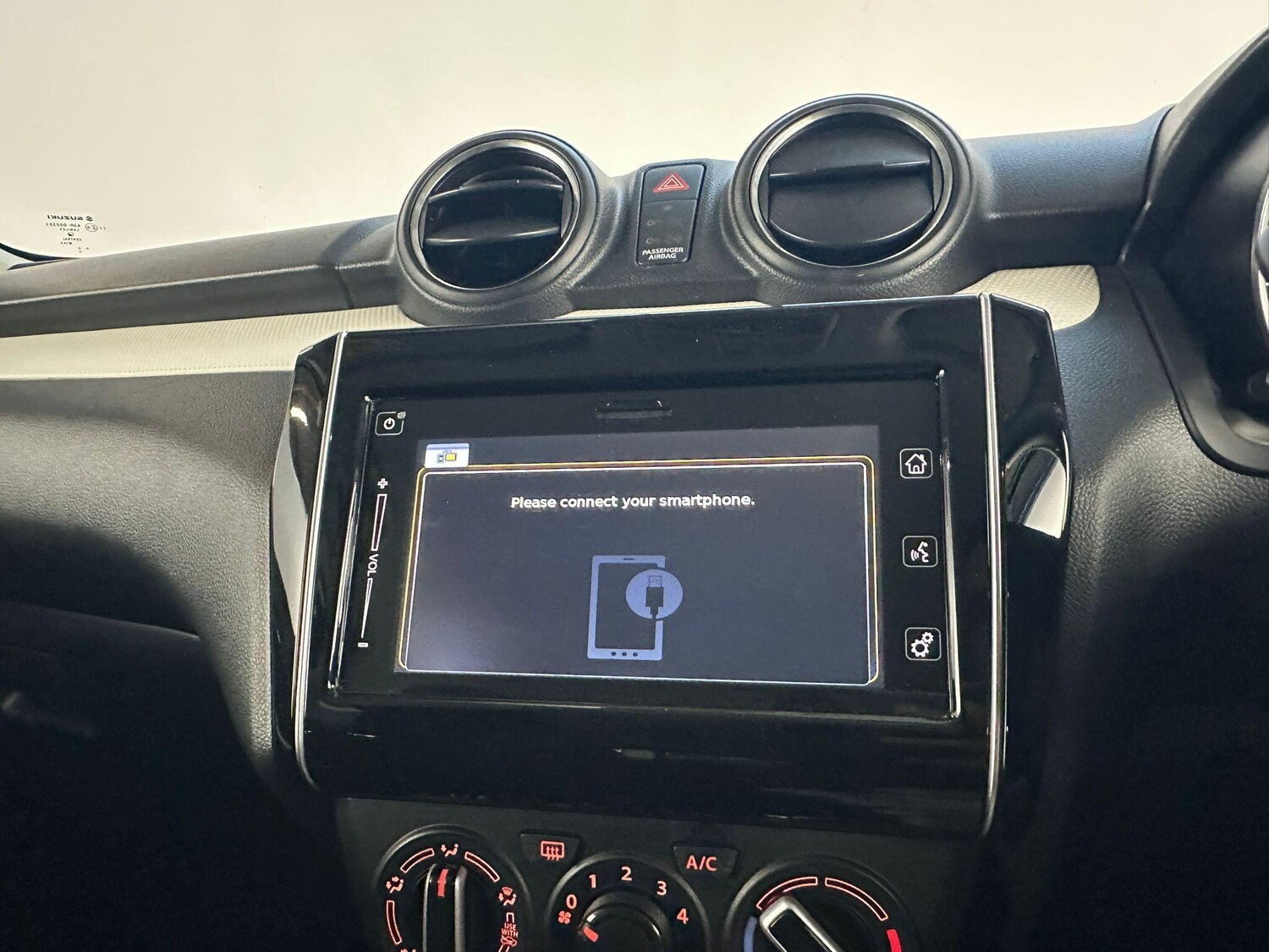 Used Suzuki Swift 2023 for sale - 76214204: Photo 33