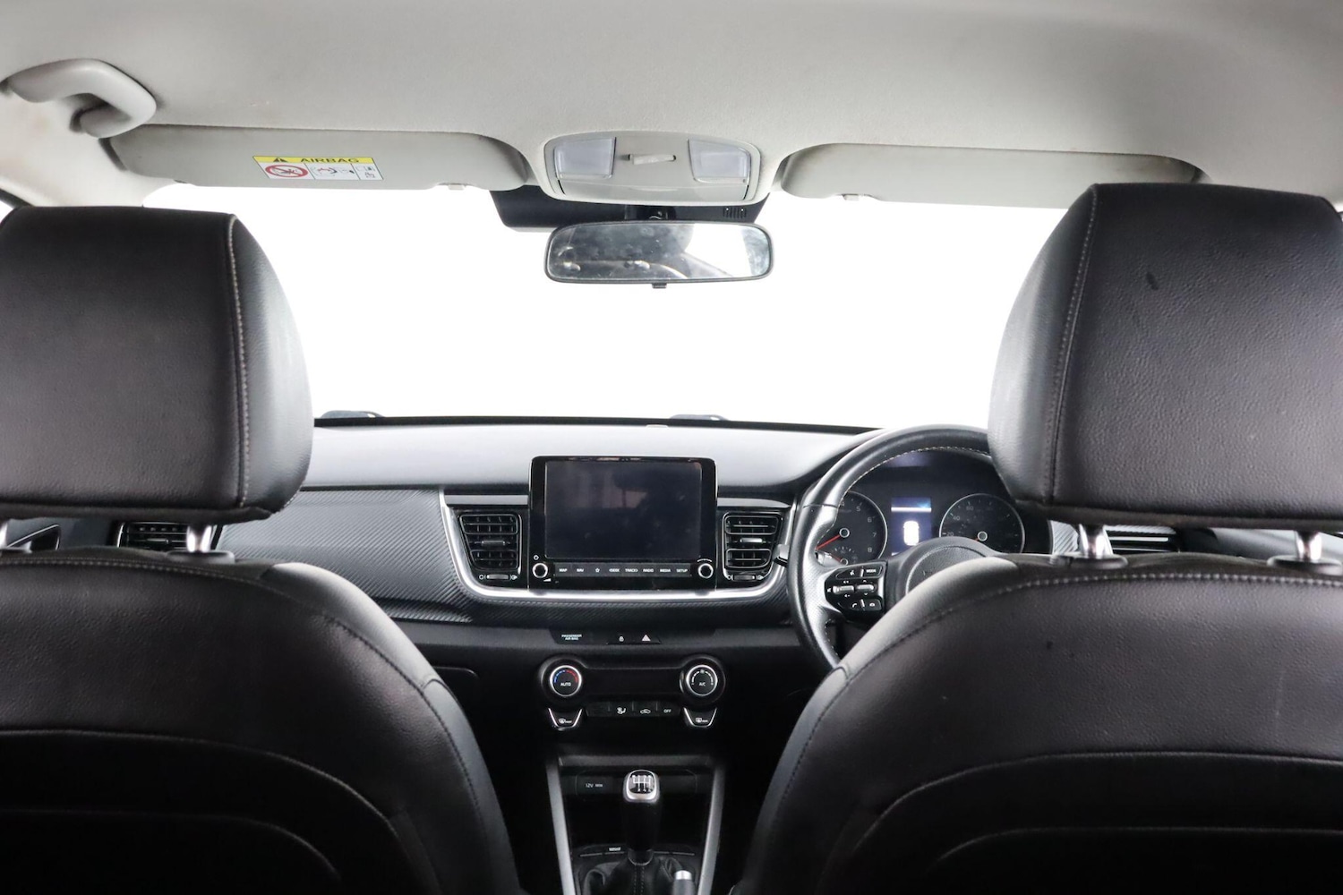 Used Kia Stonic 2022 for sale - 76597157: Photo 15