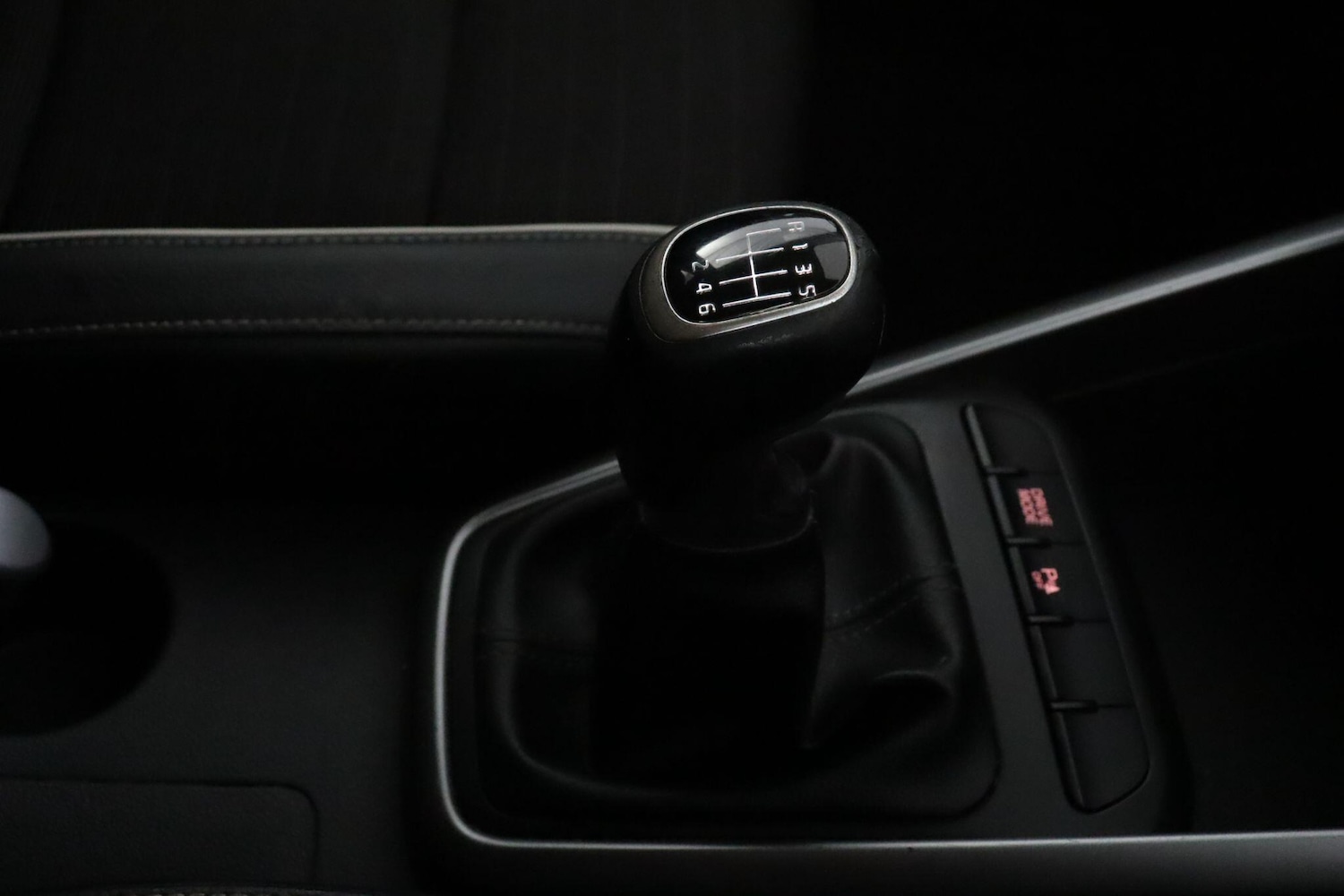 Used Kia Stonic 2022 for sale - 76597157: Photo 16