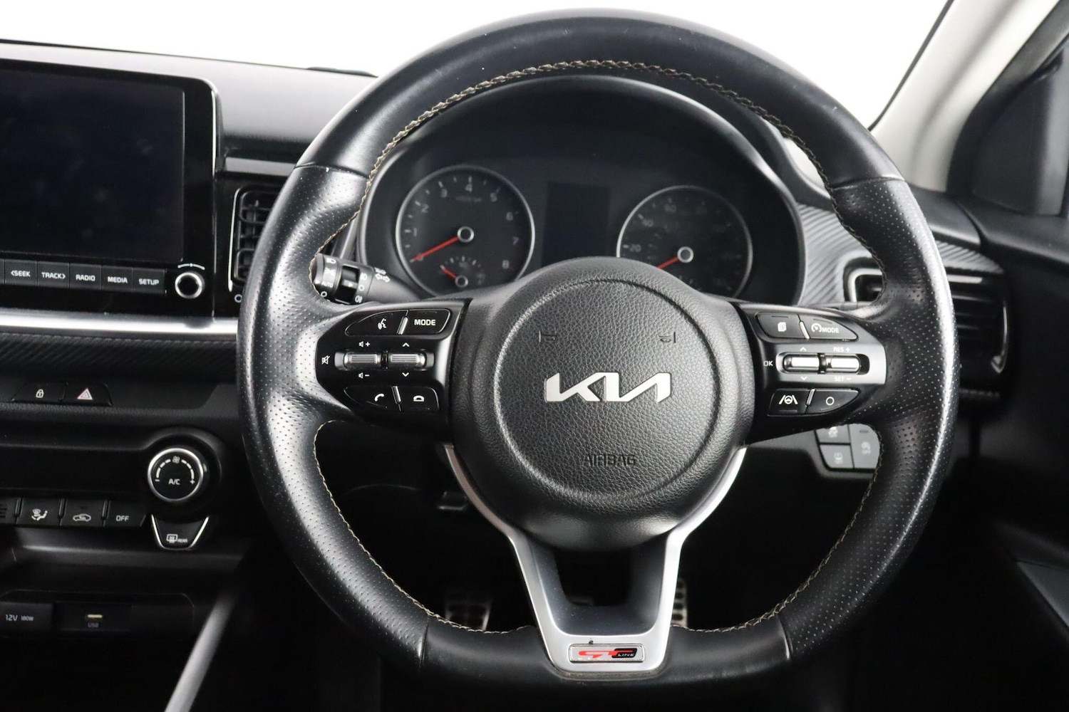 Used Kia Stonic 2022 for sale - 76597157: Photo 9