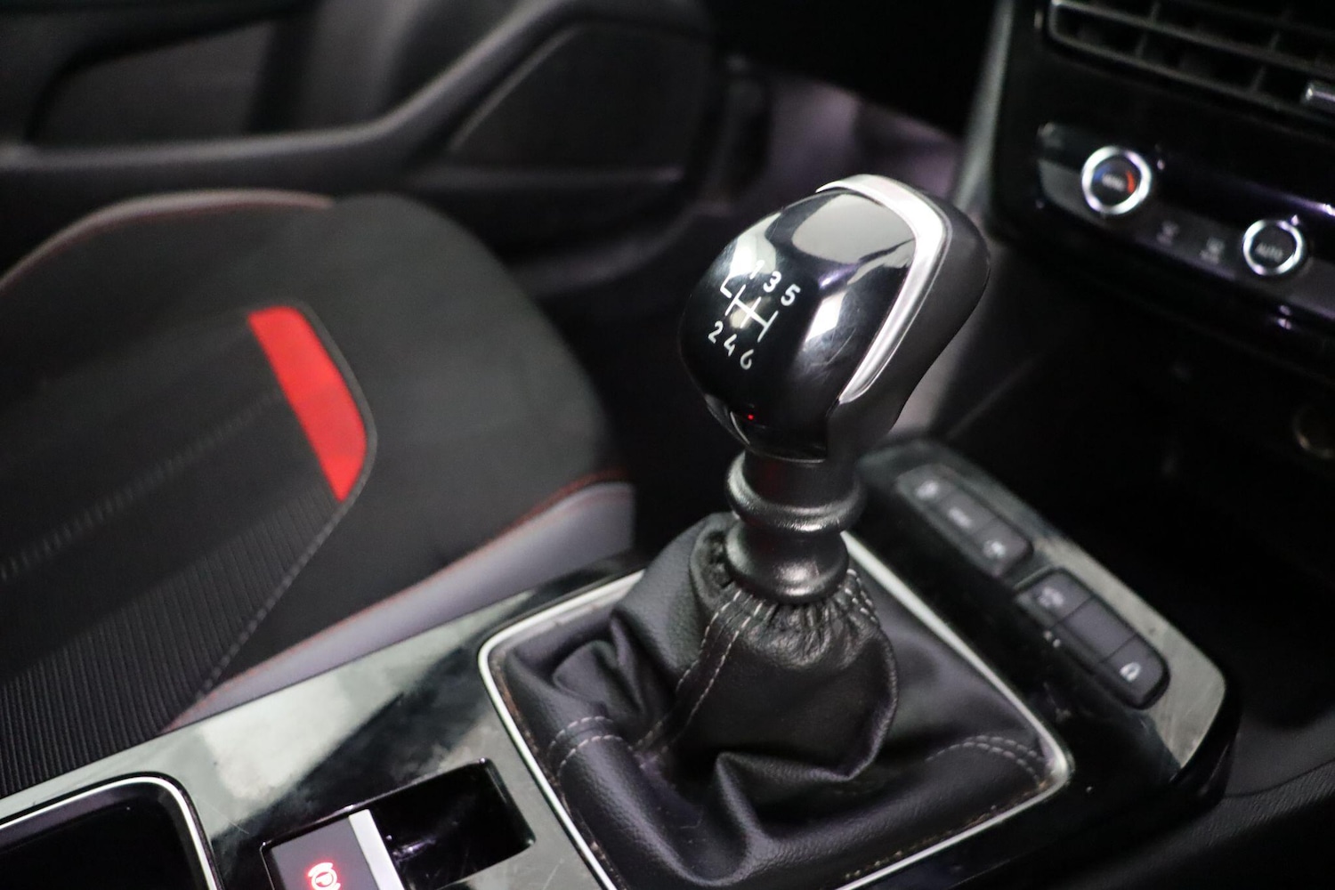 Used Vauxhall Mokka 2024 for sale - 76976415: Photo 16