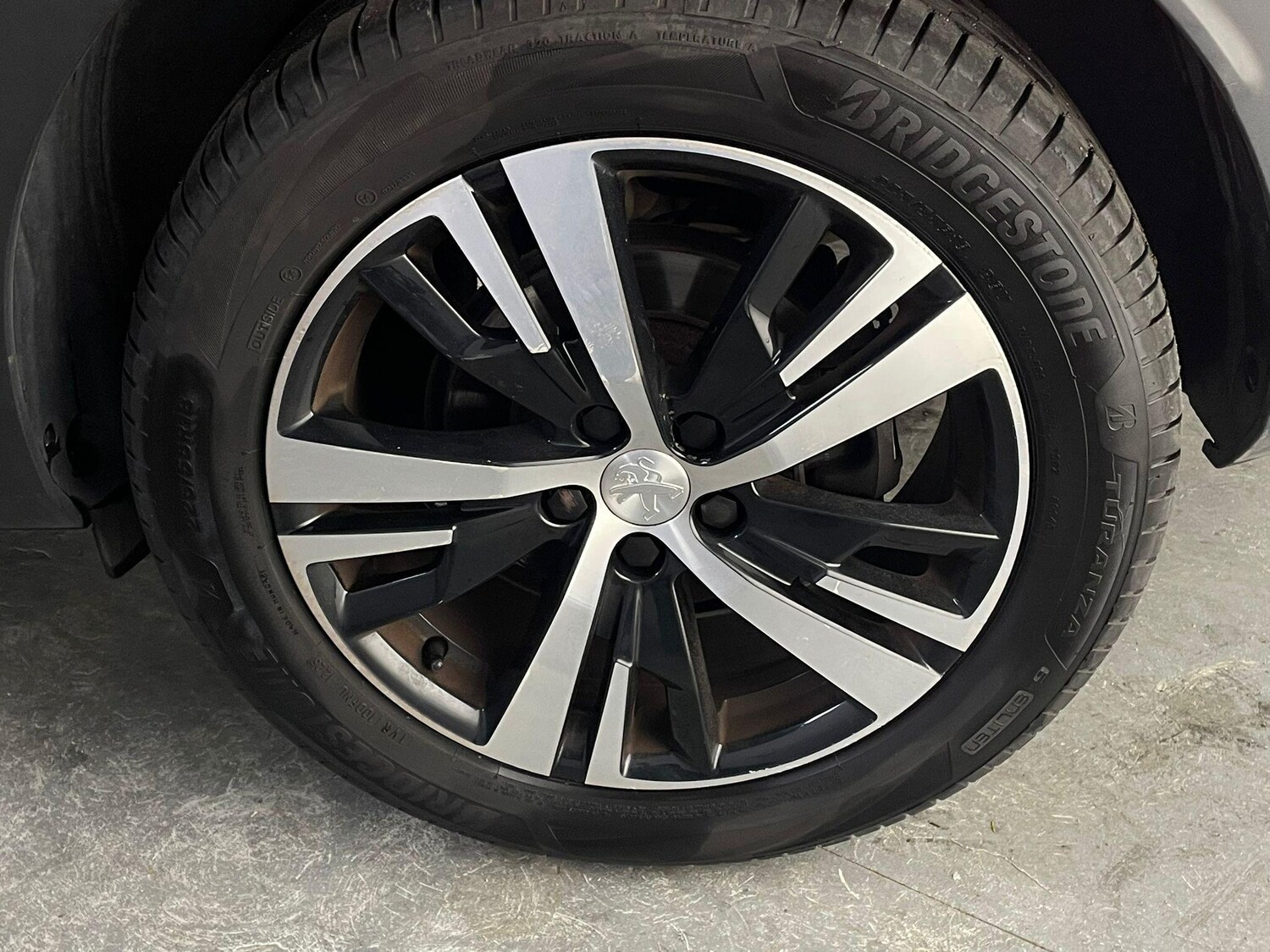 Used Peugeot 3008 2022 for sale - 76072934: Photo 35