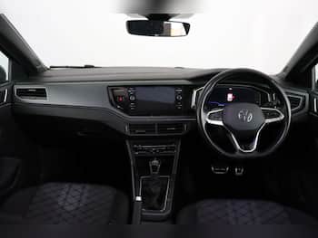 Used Volkswagen Polo 2024 for sale - 79437615: Photo