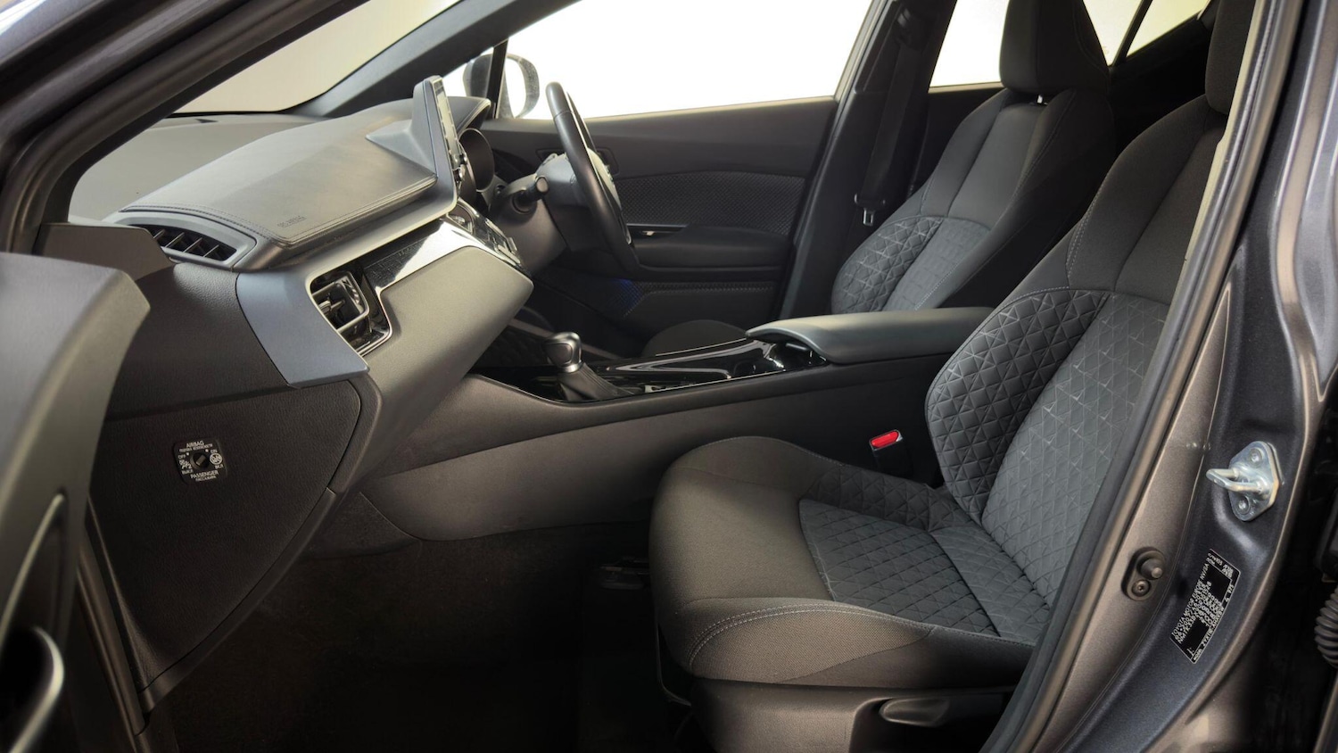 Used Toyota C-HR 2021 for sale - 76152862: Photo 11