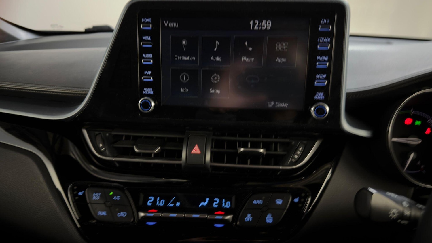 Used Toyota C-HR 2021 for sale - 76152862: Photo 32