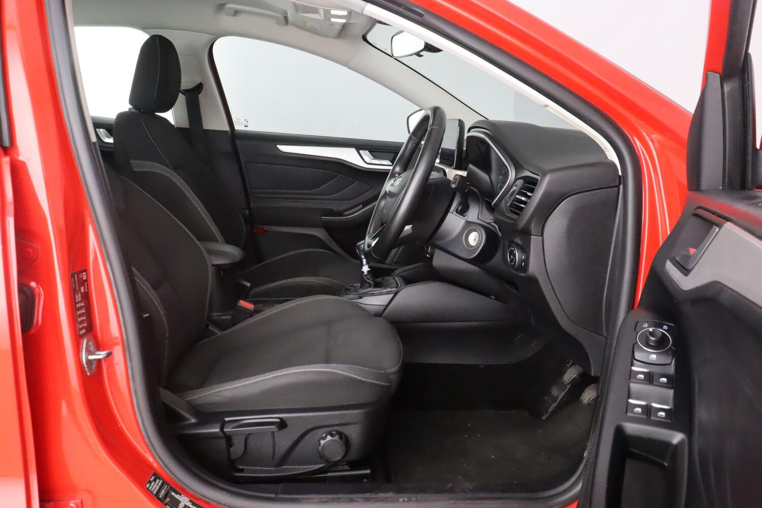 Used Ford Focus 2021 for sale - 76634153: Photo 12