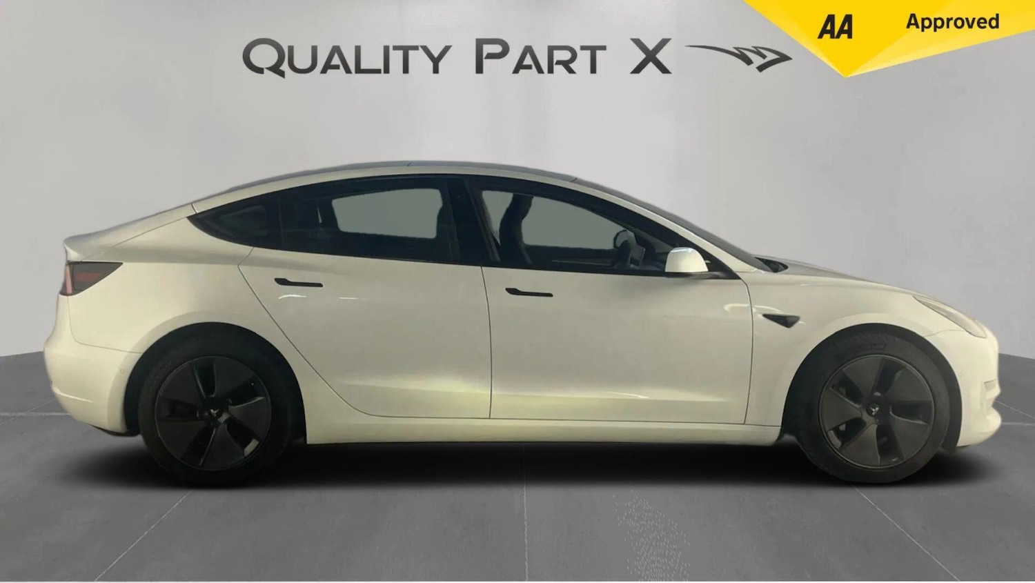 Used Tesla Model 3 2021 for sale - 76072690: Photo 2