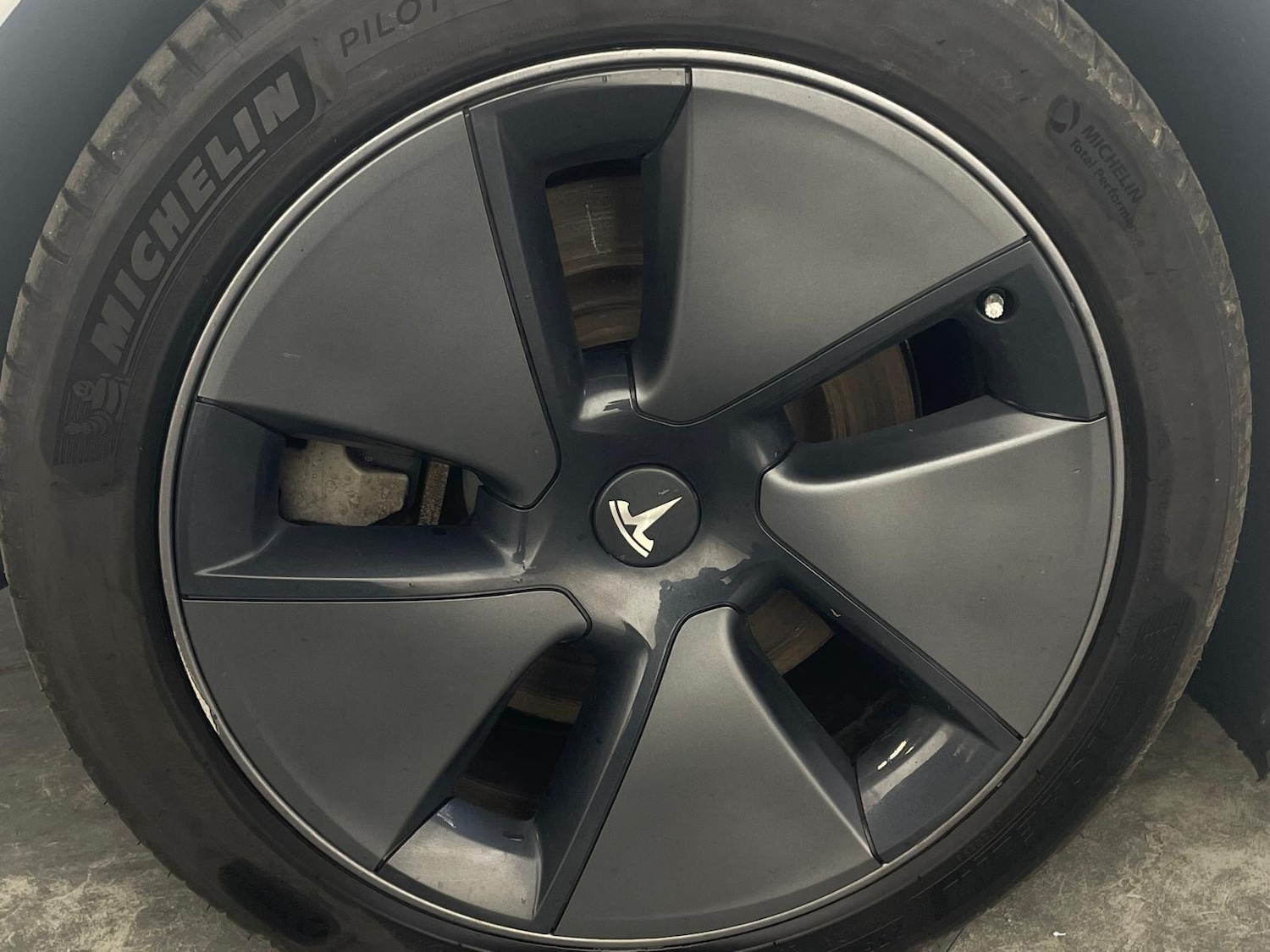 Used Tesla Model 3 2021 for sale - 76072690: Photo 31