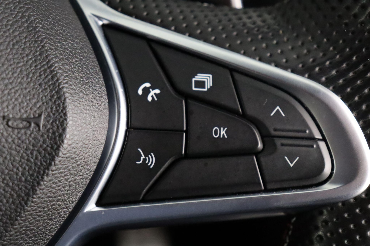 Used Renault Arkana 2023 for sale - 78072891: Photo 20