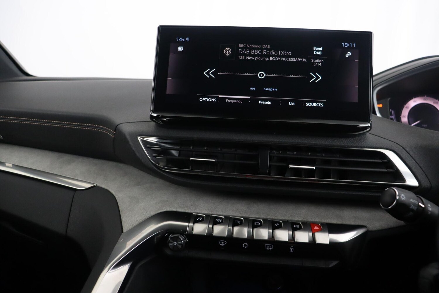 Used Peugeot 3008 2022 for sale - 76584480: Photo 17