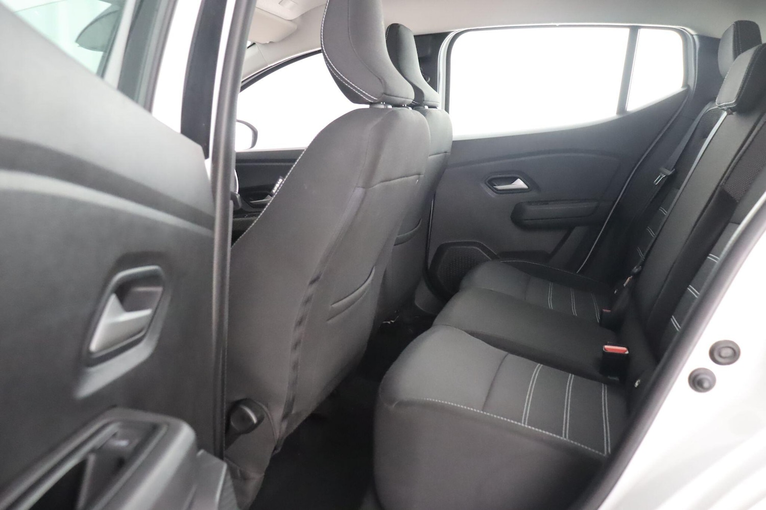 Used Dacia Sandero 2023 for sale - 76522240: Photo 14