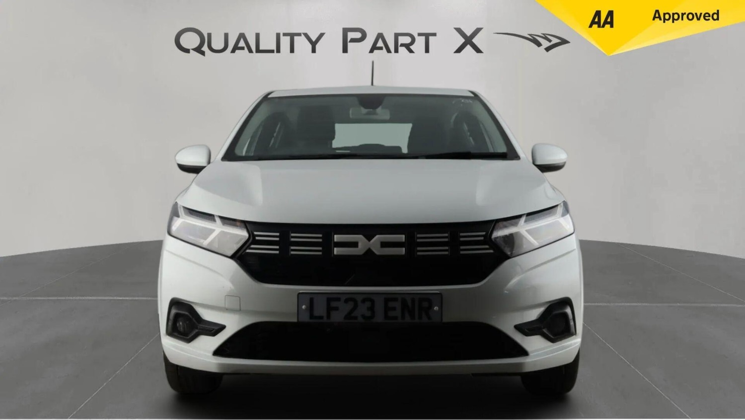 Used Dacia Sandero 2023 for sale - 76522240: Photo 2