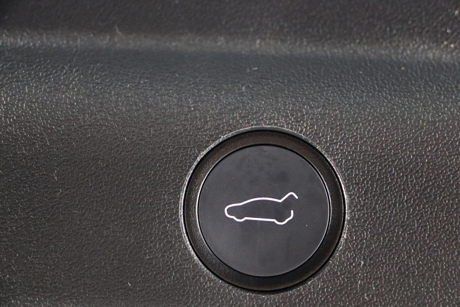 Used Tesla Model Y 2023 for sale - 77345345: Photo 26