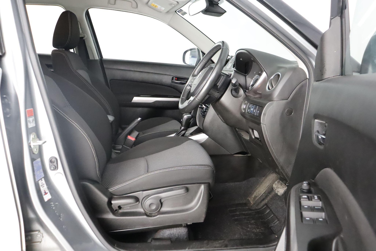 Used Suzuki Vitara 2022 for sale - 76633439: Photo 12