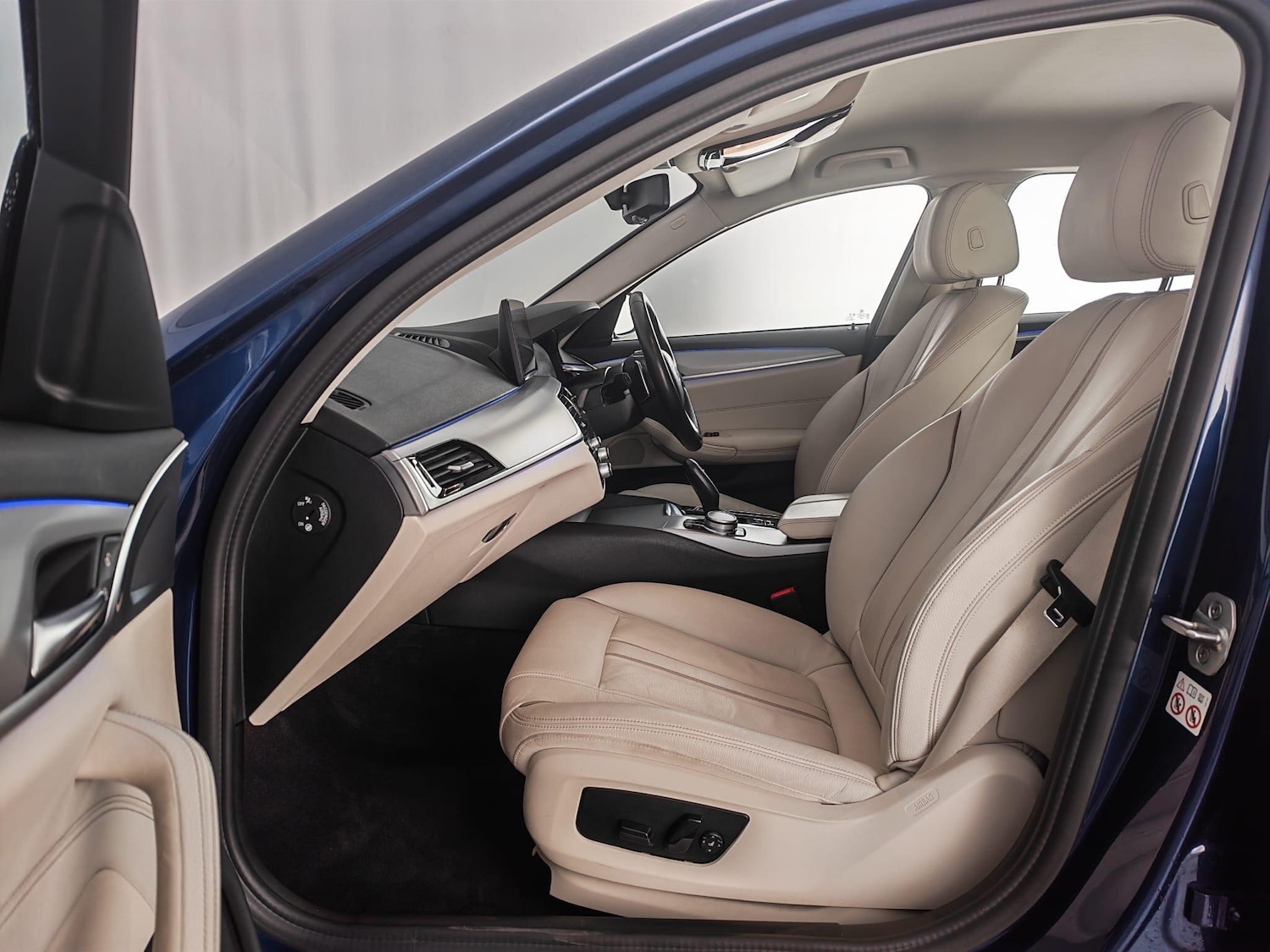 Used BMW 5 Series 2021 for sale - 76409245: Photo 11