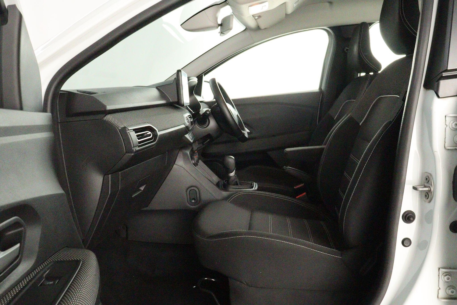 Used Dacia Sandero 2023 for sale - 76425724: Photo 11