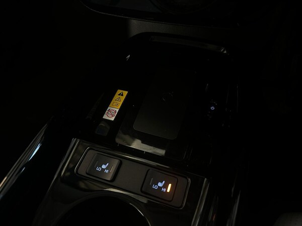 Used Toyota Prius 2022 for sale - 75989787: Photo 30