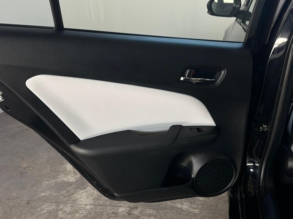 Used Toyota Prius 2022 for sale - 75989787: Photo 31