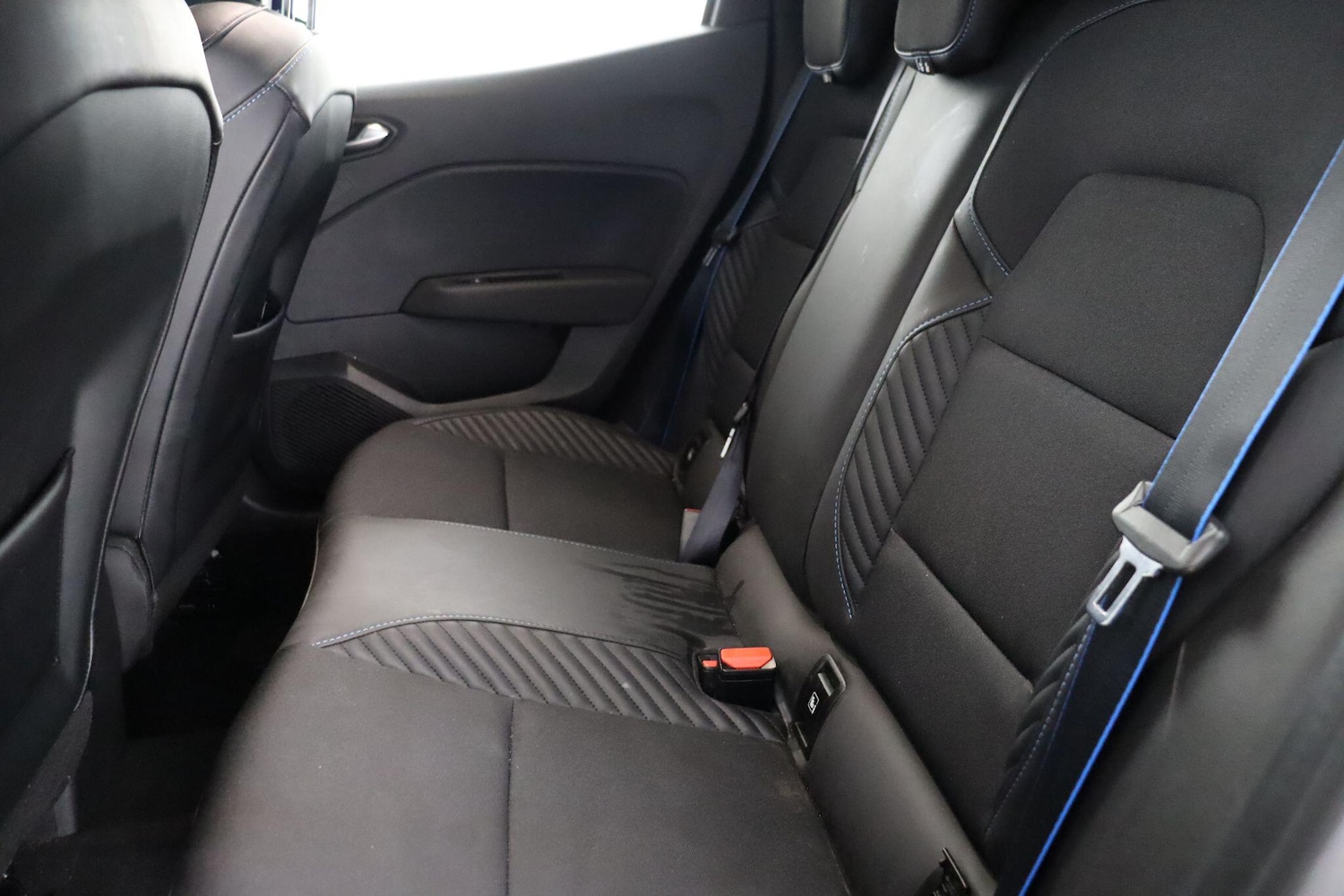 Used Renault Clio 2024 for sale - 77376471: Photo 14