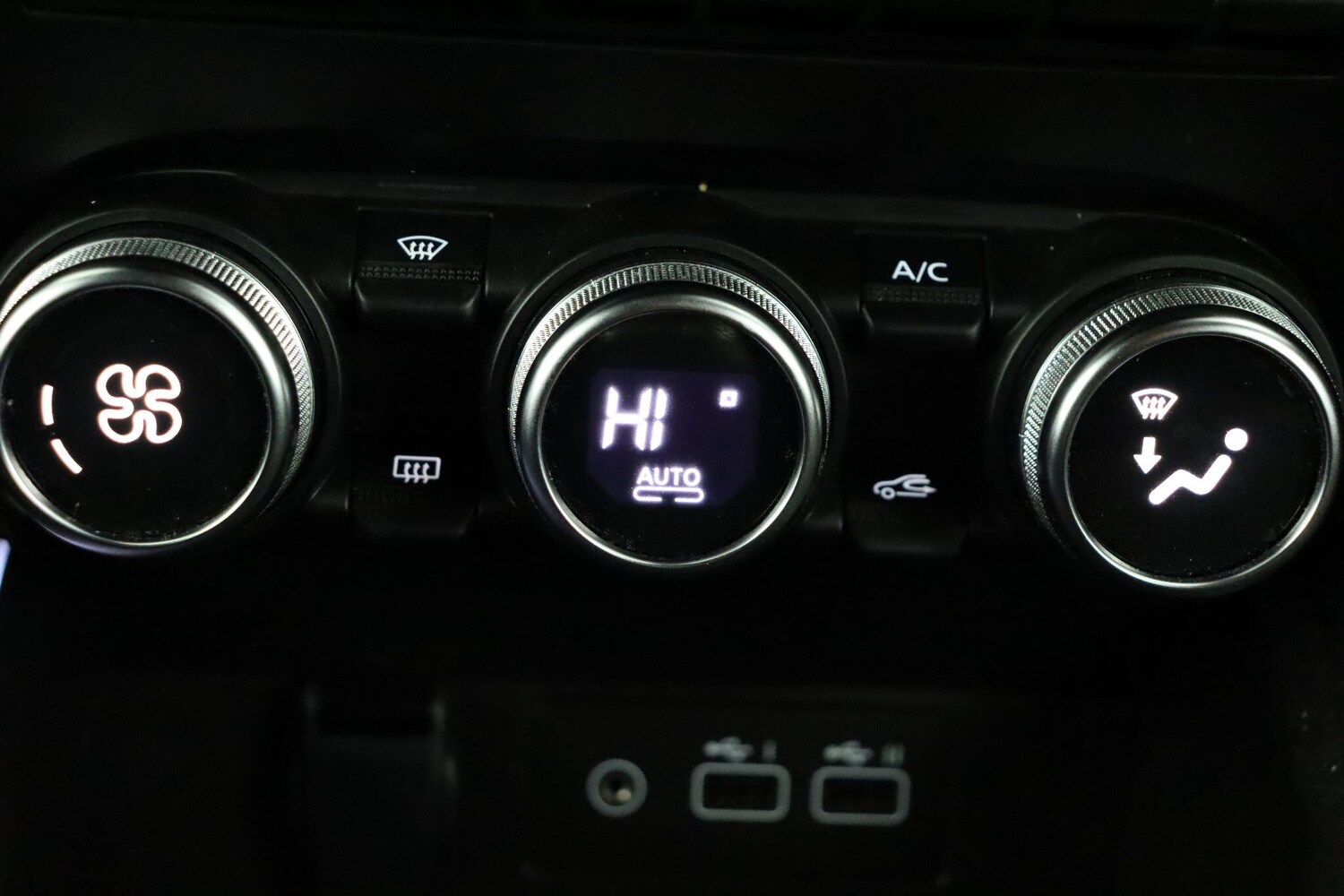 Used Renault Clio 2024 for sale - 77376471: Photo 22