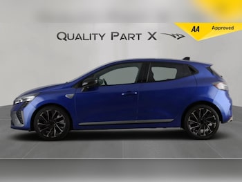 Used Renault Clio 2024 for sale - 77376471: Photo