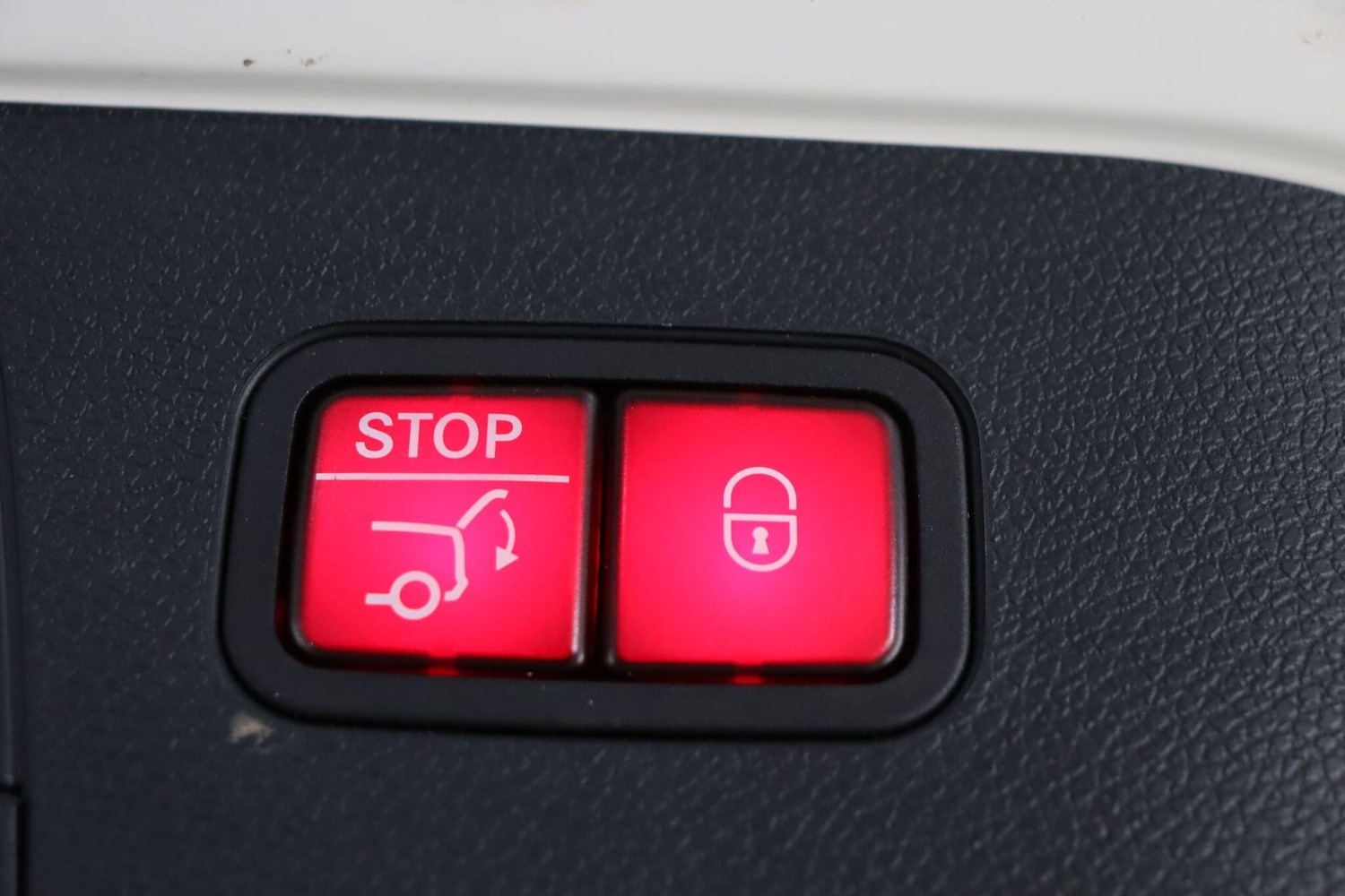 Used Mercedes-Benz EQC 2022 for sale - 78019816: Photo 32