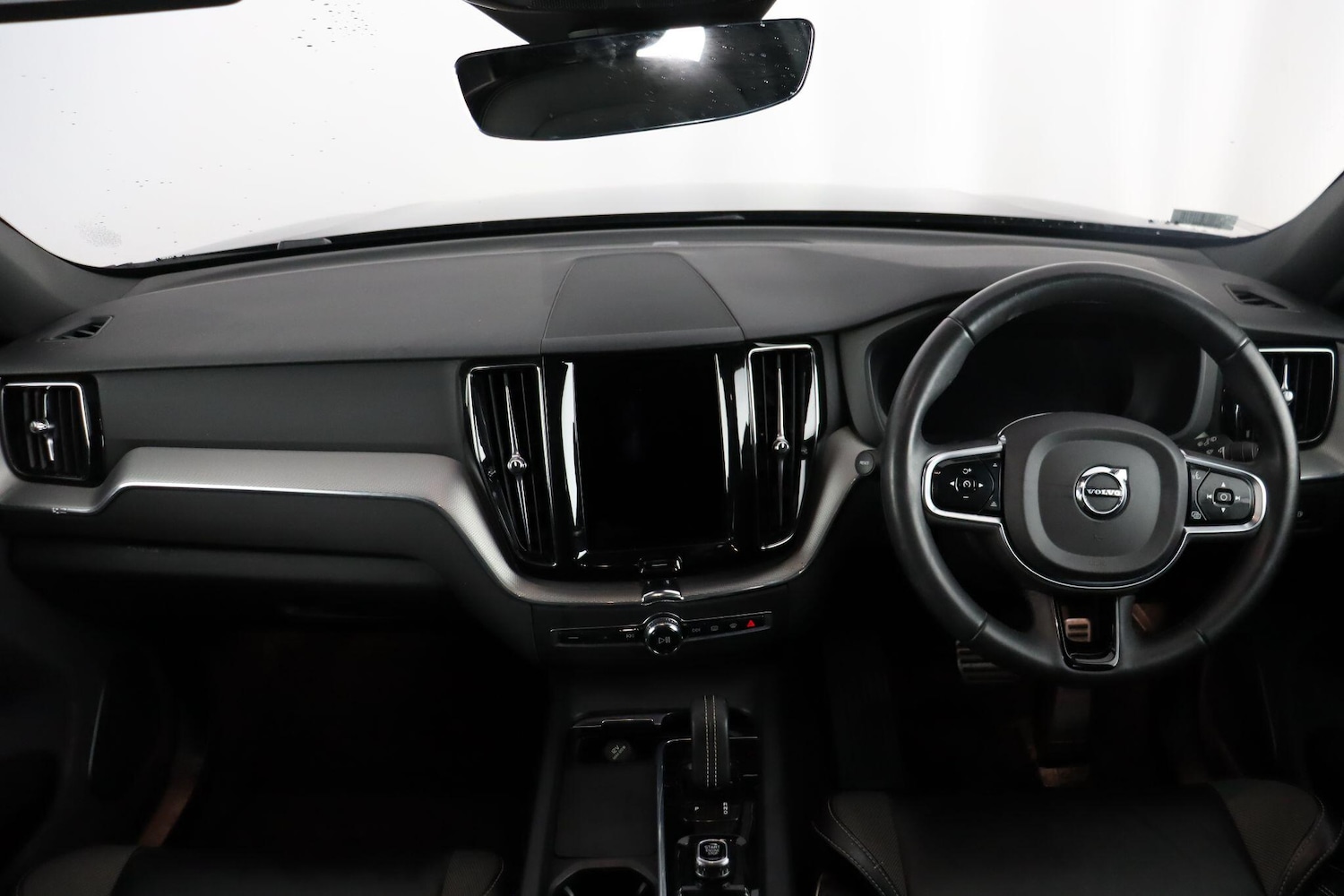 Used Volvo XC60 2021 for sale - 77120647: Photo 10