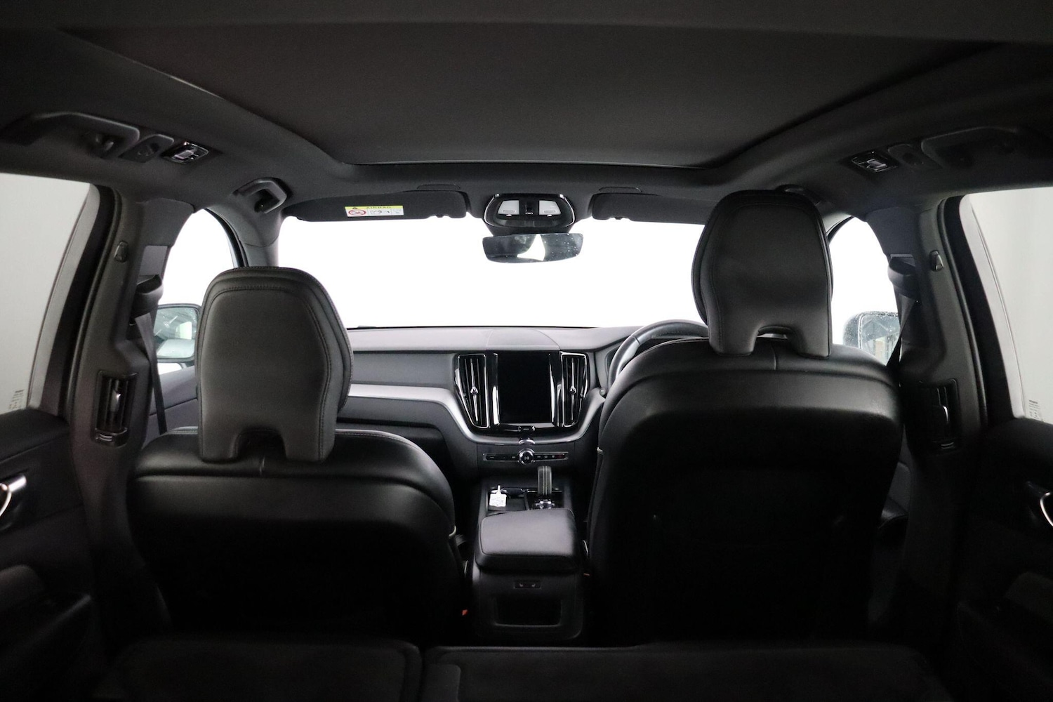 Used Volvo XC60 2021 for sale - 77120647: Photo 11